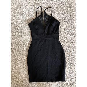 Windsor Black Lace Open Back Dress Small